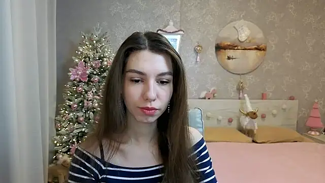 Snapshot of KellyShines chatting on 12, 1, 2026 KellyShines online show from 12, 1, 2026