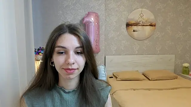 Snapshot of KellyShines chatting on 17, 6, 2026 KellyShines online show from 17, 6, 2026