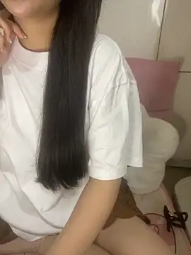 Snapshot of RubyBerry chatting on 7, 10, 2025 RubyBerry online show from 7, 10, 2025