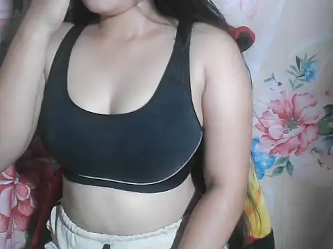 Katie Winslet online show from 11, 10, 2025