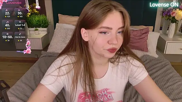 Moon  Bunny online show from 4, 10, 2025