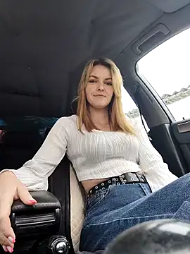 YOOUR EVAA online show from 13, 2, 2026