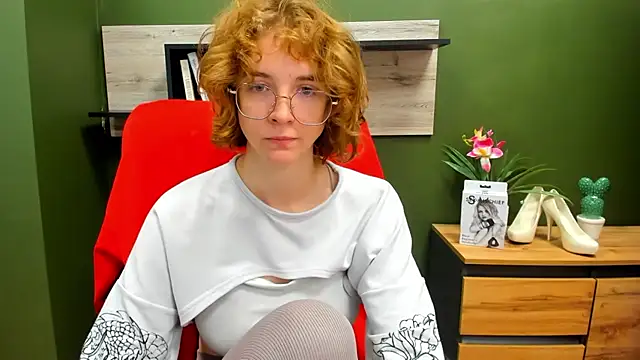 juicyPenny online show from 17, 9, 2025