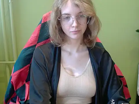 juicyPenny online show from 3, 2, 2026