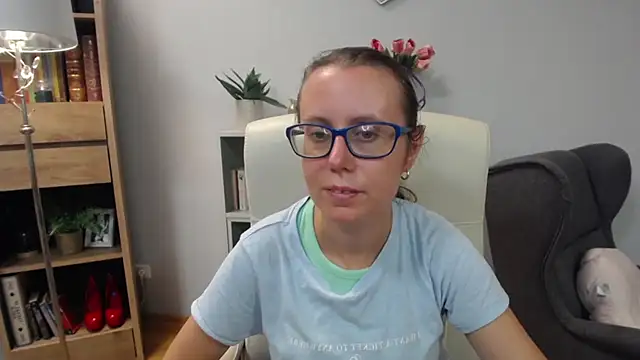 sweetxLizzy online show from 13, 7, 2026