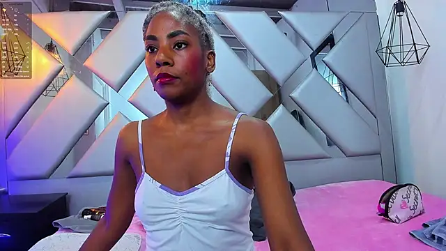 Lorenn Hill online show from 23, 9, 2025