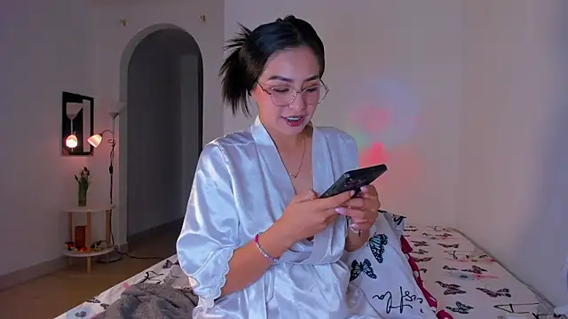 latingabby online show from 15, 9, 2025