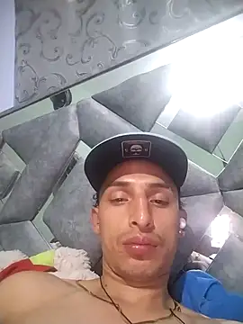 Snapshot of Dani22cmhot chatting on 4, 12, 2025 Dani22cmhot online show from 4, 12, 2025