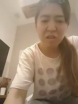 Snapshot of SAKI_saki_01 chatting on 8, 7, 2026 SAKI saki 01 online show from 8, 7, 2026