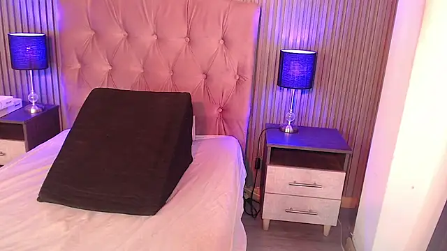 Bonnali lune online show from 18, 2, 2026