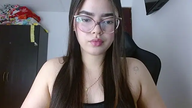 Valentina2390 online show from 6, 4, 2026