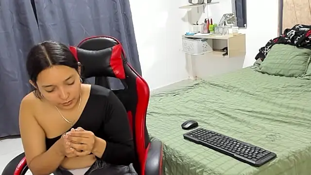 camalara online show from 18, 2, 2026