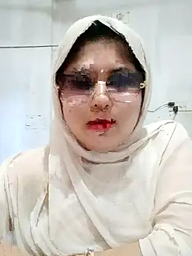 Snapshot of Nusrat-N chatting on 17, 7, 2026 Nusrat-N online show from 17, 7, 2026