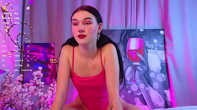 Snapshot of JenniferSullivan chatting on 24, 11, 2025 JenniferSullivan online show from 24, 11, 2025