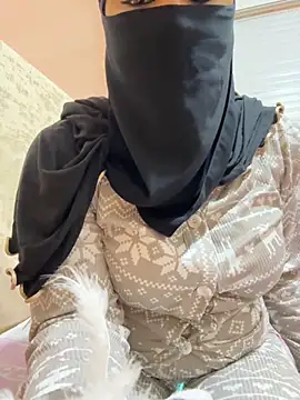  Laiali  online show from 15, 11, 2025