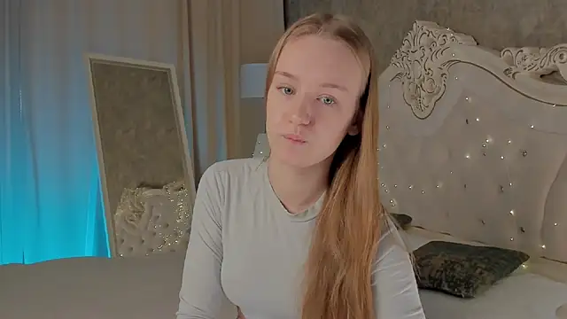 Lucy Shaw online show from 5, 10, 2025