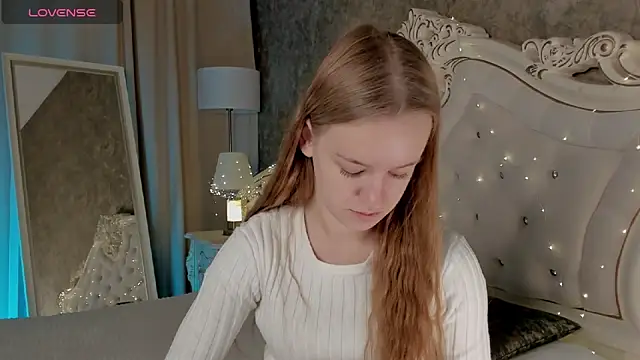 Lucy Shaw online show from 8, 10, 2025