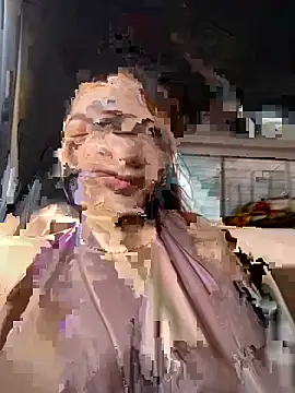 MacarenaRosse online show from 2, 11, 2025