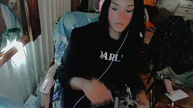 HTXBBY3130 online show from 3, 11, 2025