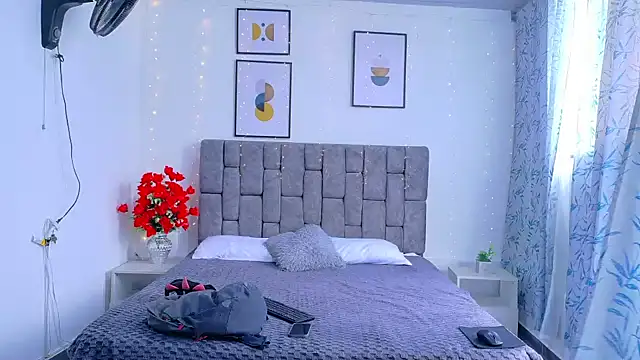 Soffia Konig  online show from 6, 2, 2026