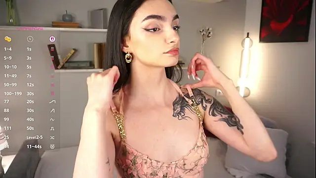 Morena Dolce online show from 15, 9, 2025