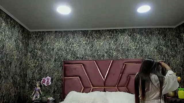 Karina Andrade online show from 13, 3, 2026