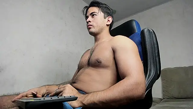 Snapshot of Bellion_grant chatting on 12, 9, 2025 Bellion grant online show from 12, 9, 2025