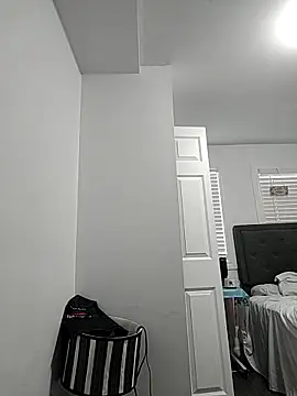 Snapshot of HothairyBoy2 chatting on 17, 12, 2025 HothairyBoy2 online show from 17, 12, 2025