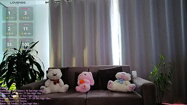 Snapshot of _LittleSammy chatting on 9, 6, 2026 LittleSammy online show from 9, 6, 2026