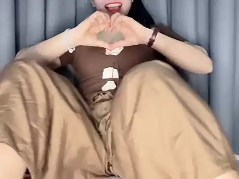   Joy69   online show from 22, 10, 2025