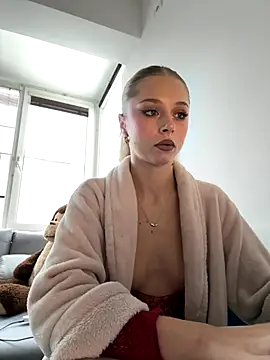 BabyAnais online show from 5, 10, 2025