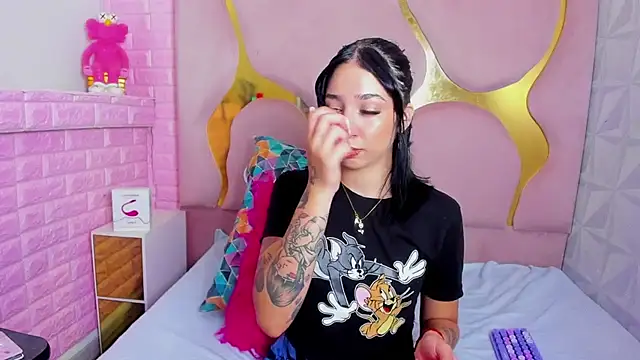 Niina Sissy online show from 3, 11, 2025