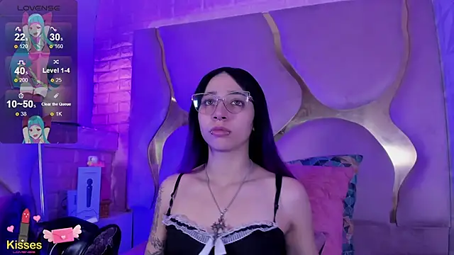 Snapshot of Niina_Sissy chatting on 4, 7, 2026 Niina Sissy online show from 4, 7, 2026