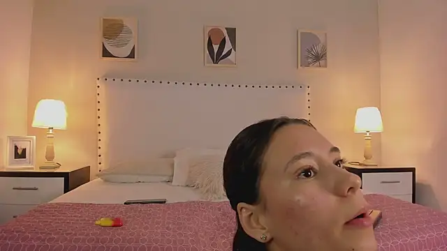 scarlettTease  online show from 25, 2, 2026