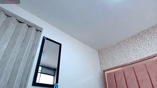 Hanna Lee   online show from 17, 4, 2026