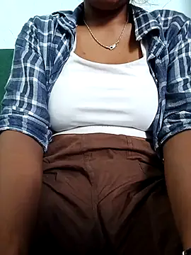 Snapshot of kissujaan chatting on 9, 10, 2025 kissujaan online show from 9, 10, 2025