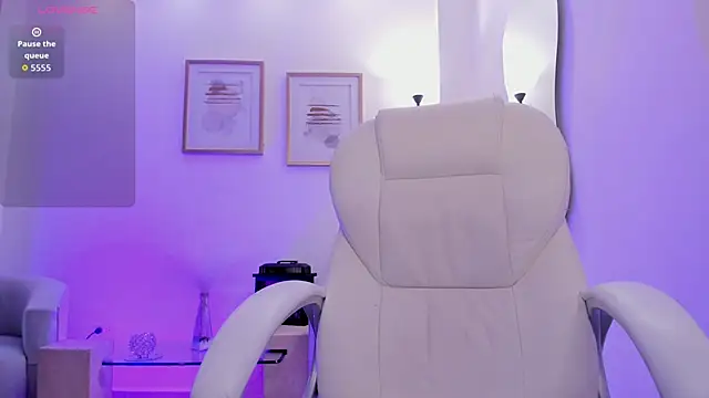 Snapshot of Karliie_kloss_ chatting on 29, 9, 2025 Karliie kloss online show from 29, 9, 2025
