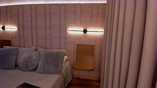 Snapshot of Isabellaroberts1 chatting on 11, 10, 2025 Isabellaroberts1 online show from 11, 10, 2025