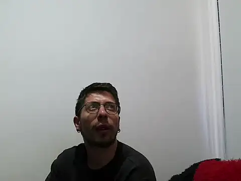 Snapshot of Letorres96 chatting on 20, 3, 2026 Letorres96 online show from 20, 3, 2026