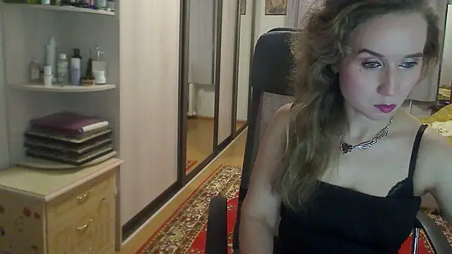 Snapshot of ClassyInna chatting on 11, 9, 2025 ClassyInna online show from 11, 9, 2025