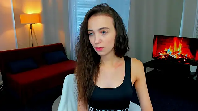 EllaSteele online show from 7, 10, 2025