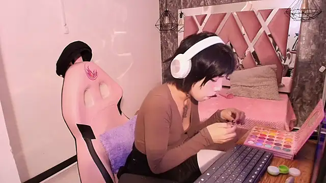 Terraelowen online show from 3, 10, 2025