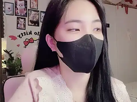 keelinnn19 online show from 25, 10, 2025