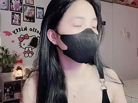 keelinnn19 online show from 26, 11, 2025