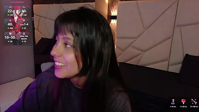 sophiaa 7 online show from 7, 11, 2025