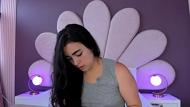 NickandAbby  online show from 16, 10, 2025