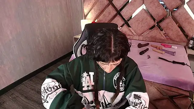 Snapshot of Babyyrasta666 chatting on 16, 12, 2025 Babyyrasta666 online show from 16, 12, 2025