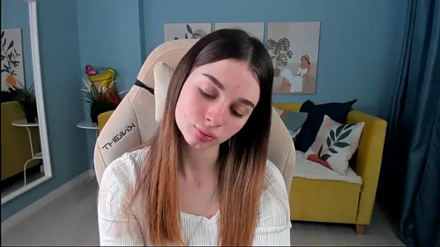 SweetyLicky online show from 9, 9, 2025