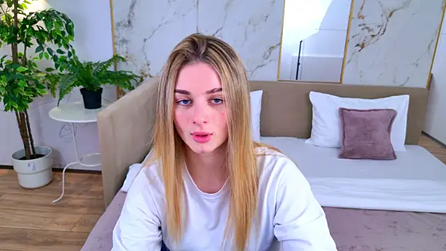 SweetyLicky online show from 10, 3, 2026