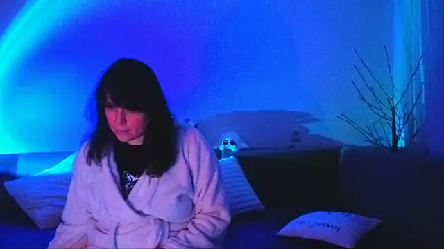 Snapshot of Bella_Hillss chatting on 9, 2, 2026 Bella Hillss online show from 9, 2, 2026